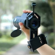 Suport de conectare pentru telefoane mobile la dispozitive optice